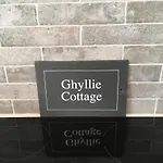 Ghyllie 펜션